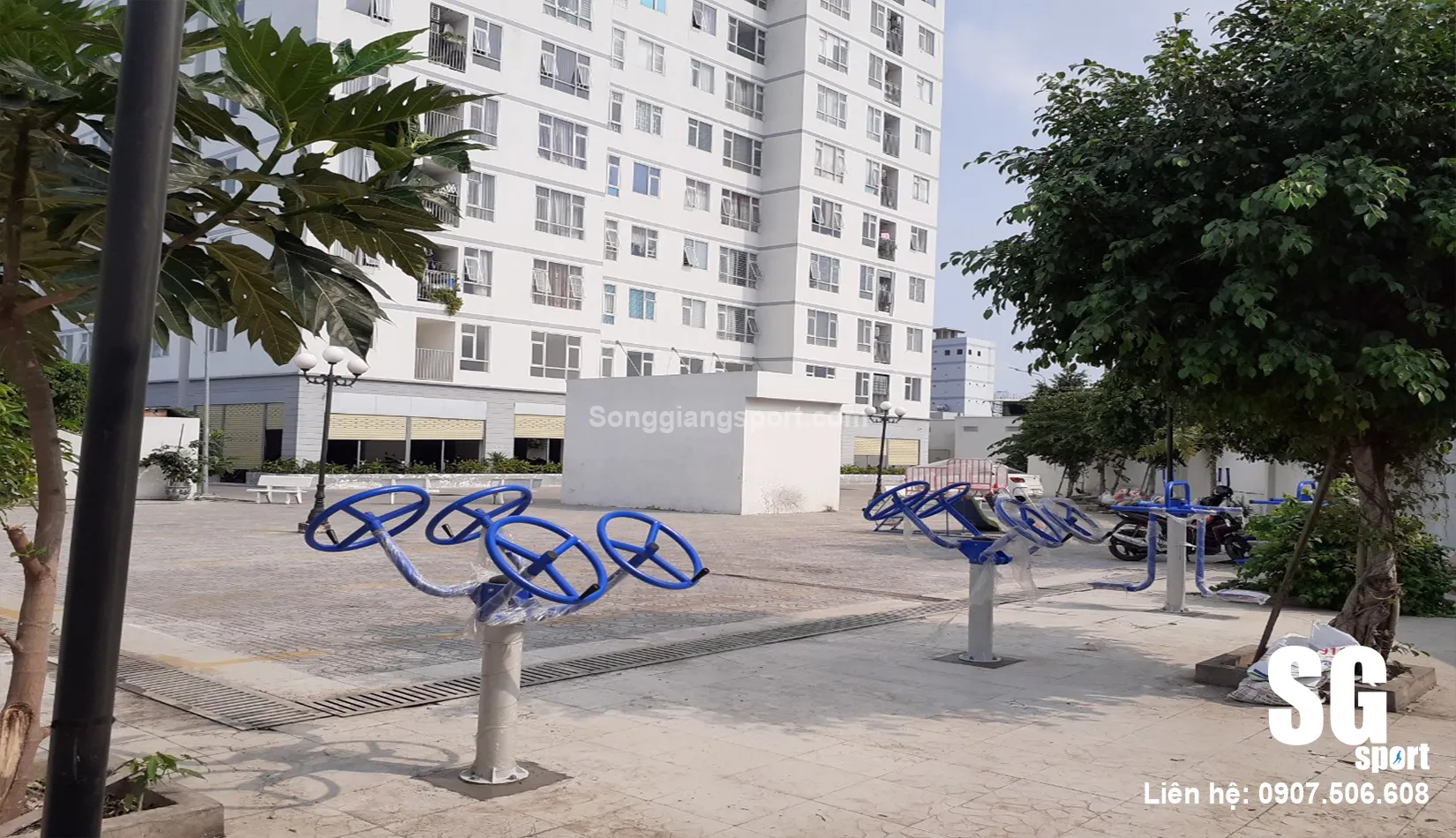 thiết bị thể dục công viên