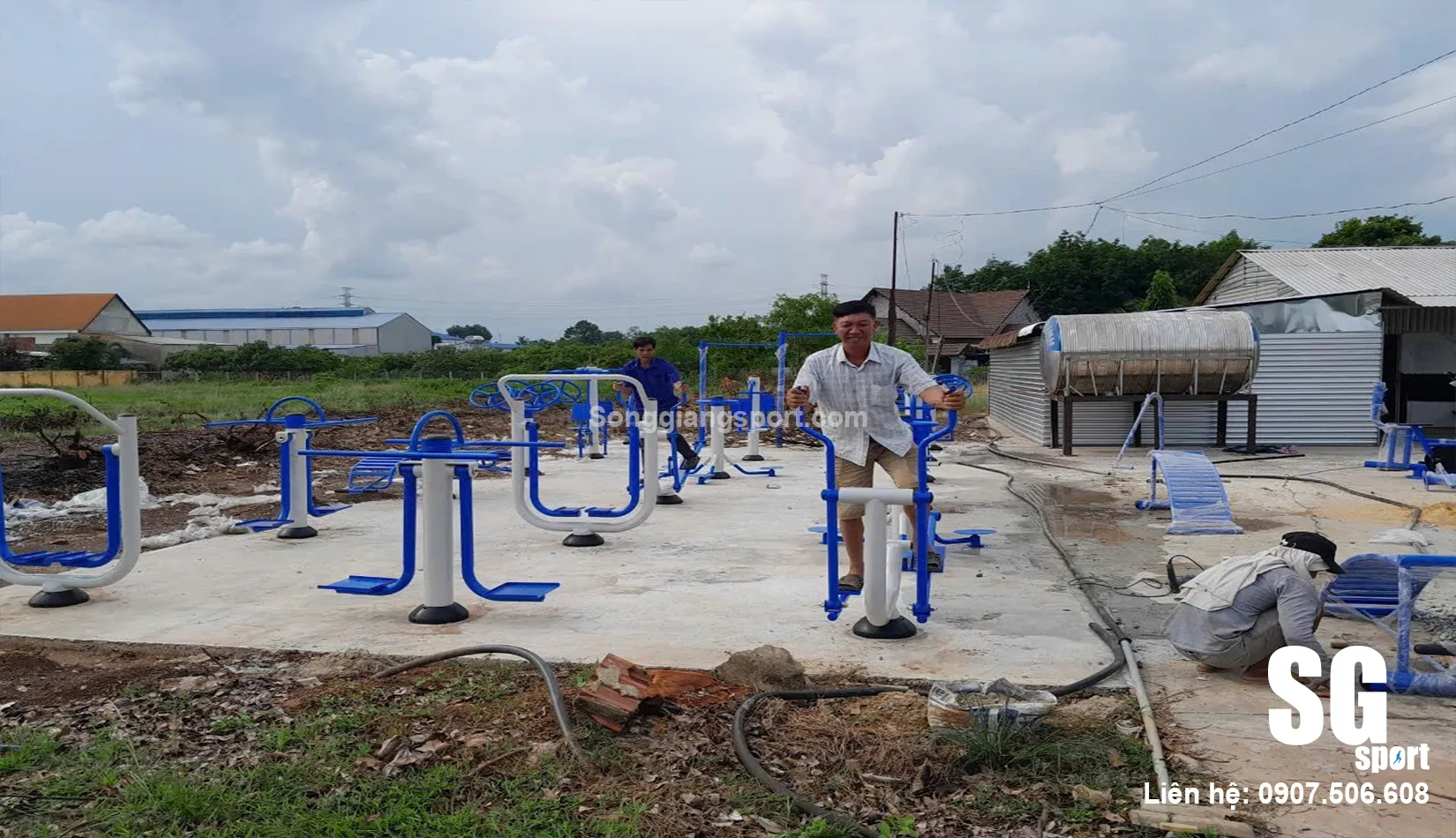 thiết bị thể dục công viên