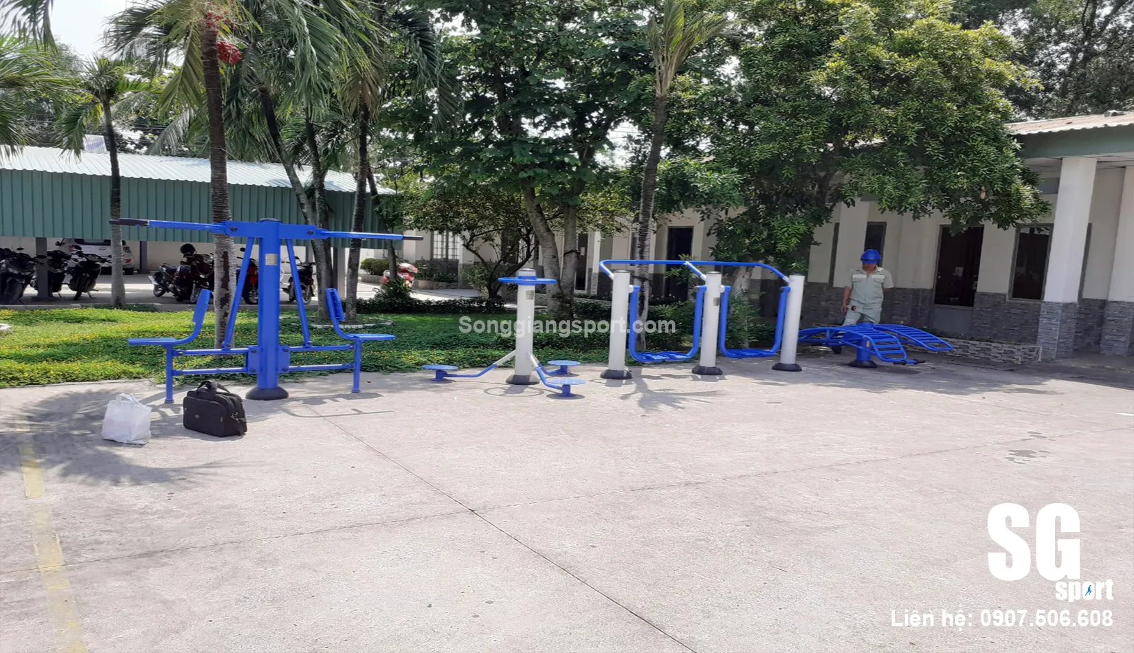 dụng cụ thể thao ngoài trời